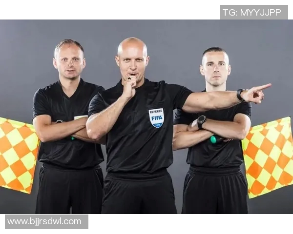 足球世界杯历届裁判判罚争议事件深度解析与公平竞技影响研究